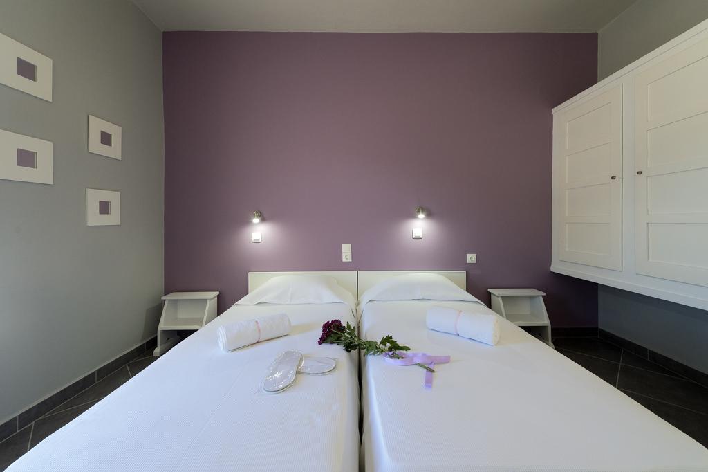 Nikolas Studios Masouri Room photo